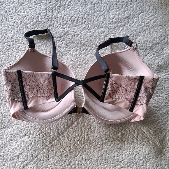Victoria's Secret Pink and Black Lace Bra - Picture 3 of 3